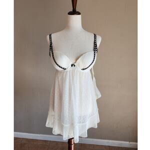 Seductive Wear Women's Lingerie Nightgown Cream Black Thong NWOT